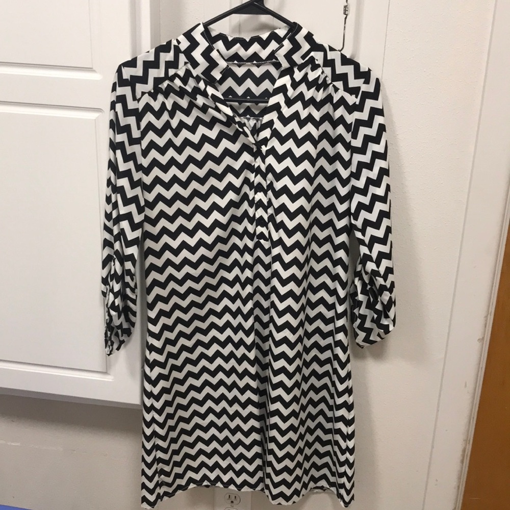 Chevron 3/4 sleeve dress